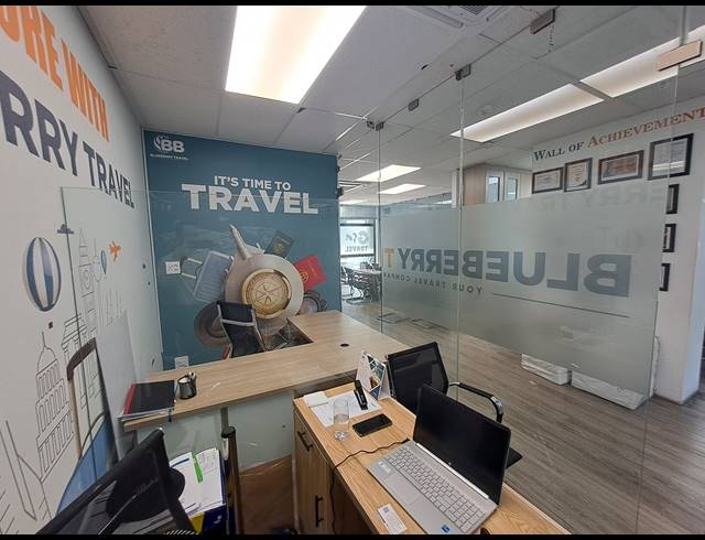 146M² OFFICE TO LET IN SANDHURST